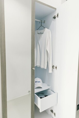 Imagen de la habitación del Hotel Afp Residence. Foto 21