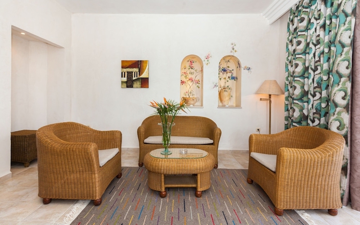 Imagen de la habitación del Hotel Africa Jade Thalasso. Foto 7