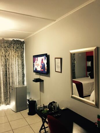 Imagen de la habitación del Hotel Africa Lodges. Foto 14