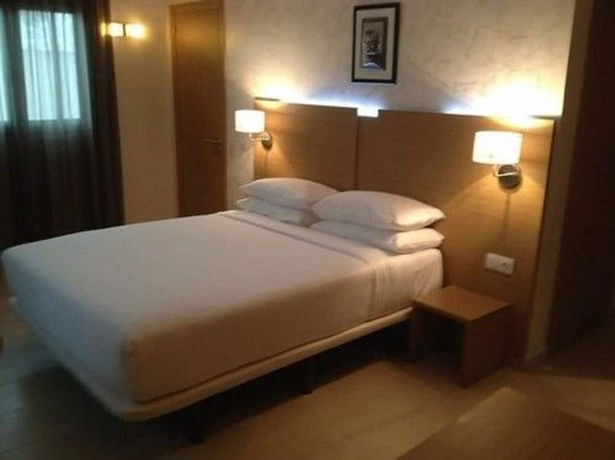 Imagen de la habitación del Hotel Africa Nova. Foto 10