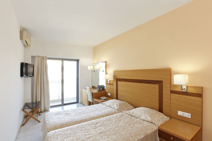 Imagen de la habitación del Hotel Africa, Rodas Town. Foto 10