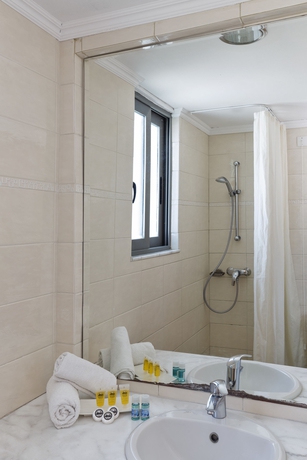 Imagen de la habitación del Hotel Africa, Rodas Town. Foto 12