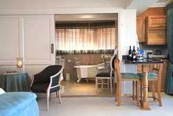 Imagen de la habitación del Hotel African Oceans Manor On Beach. Foto 6