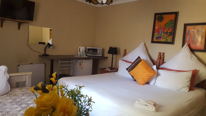 Imagen de la habitación del Hotel African Sky Bed and Breakfast. Foto 15