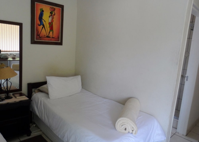 Imagen de la habitación del Hotel African Sky Bed and Breakfast. Foto 18