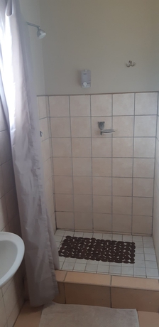 Imagen de la habitación del Hotel African Sky Guesthouse. Foto 14