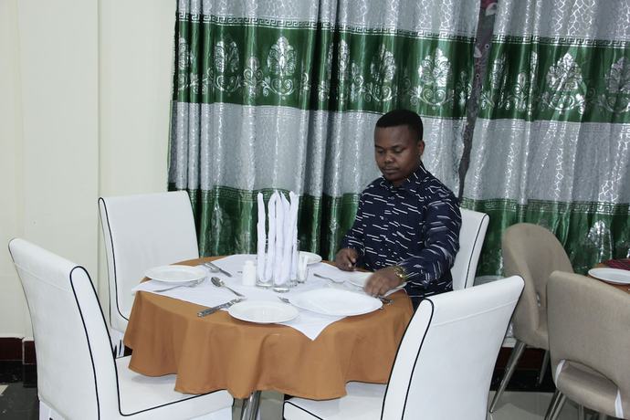 Imagen del bar/restaurante del Hotel Africana Grand Hotel Arusha. Foto 4