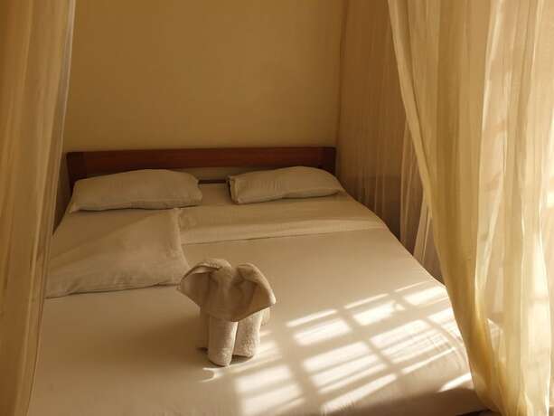Imagen de la habitación del Hotel Afrika Lodges - Voi. Foto 15