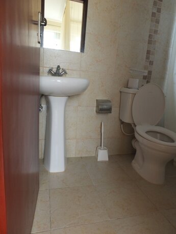 Imagen general del Hotel Afrika Lodges - Voi. Foto 4