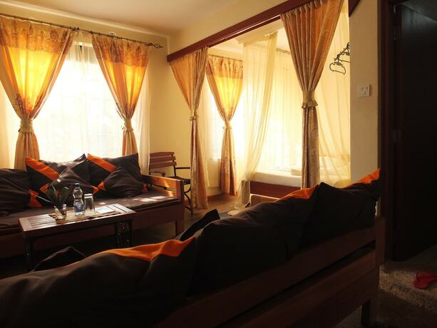 Imagen general del Hotel Afrika Lodges - Voi. Foto 8