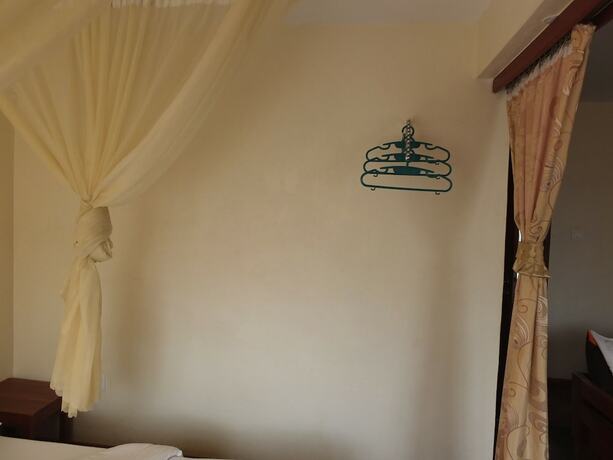 Imagen general del Hotel Afrika Lodges - Voi. Foto 12