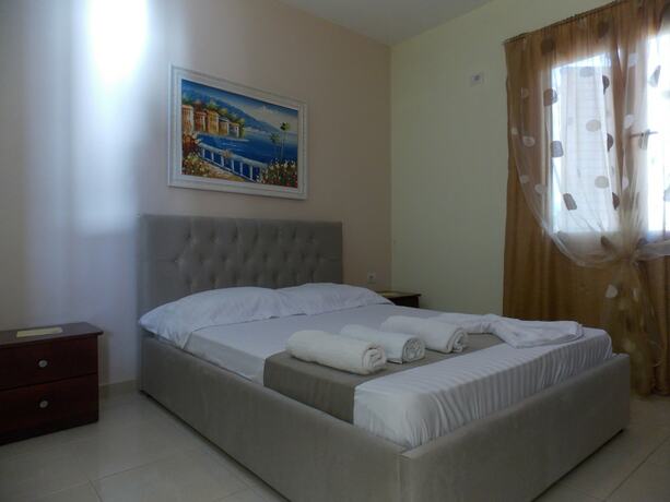 Imagen de la habitación del Hotel Afrimi Relax Apartments, Gjasht&euml;. Foto 11