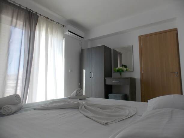 Imagen general del Hotel Afrimi Relax Apartments, Gjasht&euml;. Foto 1