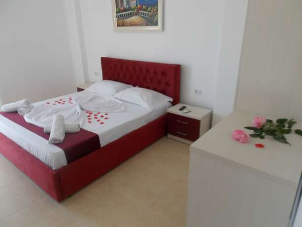 Imagen general del Hotel Afrimi Relax Apartments, Gjasht&euml;. Foto 5