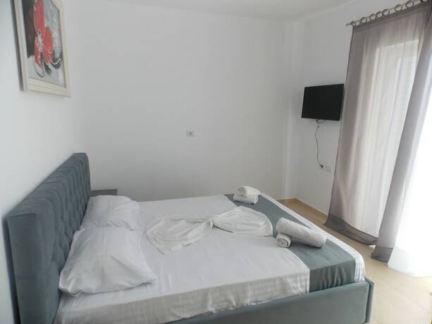 Imagen general del Hotel Afrimi Relax Apartments, Gjasht&euml;. Foto 8