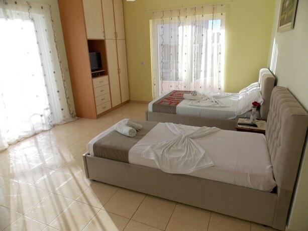 Imagen de la habitación del Hotel Afrimi Relax Apartments, Gjasht&euml;. Foto 19