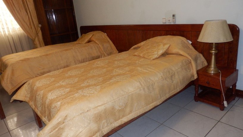 Imagen de la habitación del Hotel Afrique Douala Airport. Foto 13
