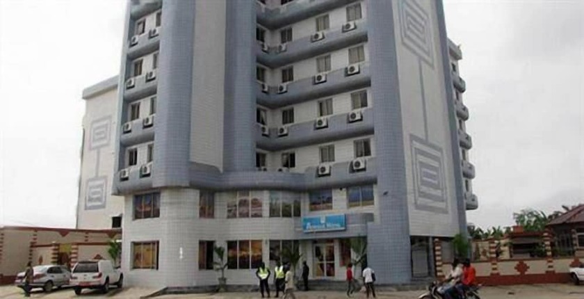 Imagen general del Hotel Afrique Douala Airport. Foto 2