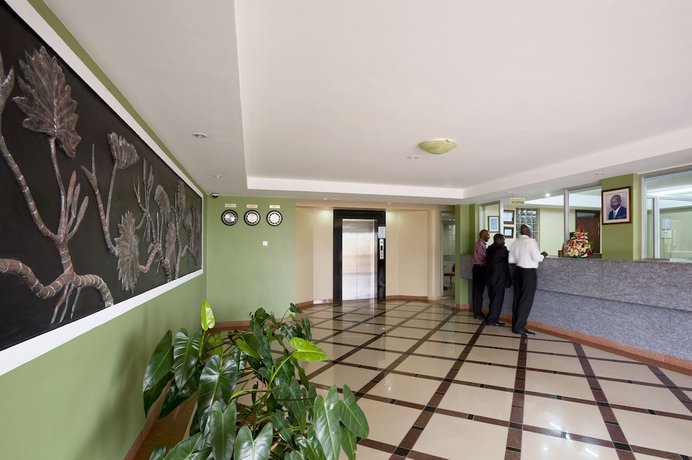 Imagen de los interiores del Hotel Afrique Suites. Foto 20