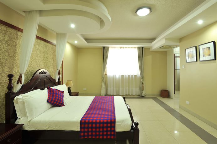 Imagen de la habitación del Hotel Afrique Suites. Foto 9