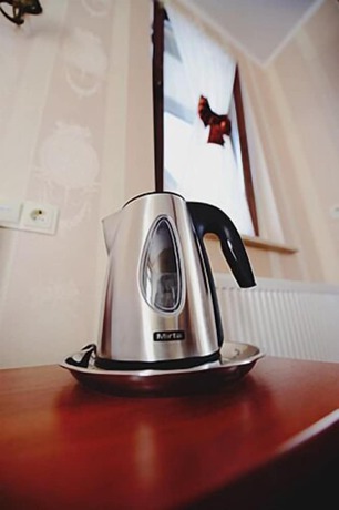 Imagen de la habitación del Hotel Afrodita. Foto 15