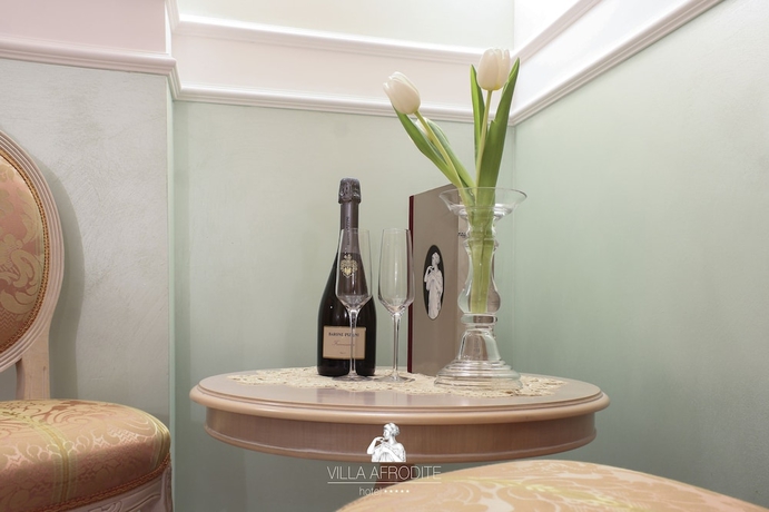 Imagen de los interiores del Hotel Afrodite Boutique, Bovalino. Foto 17