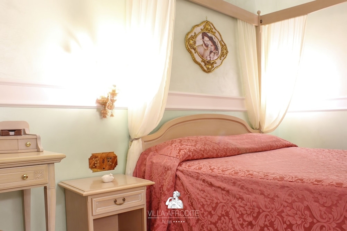 Imagen de la habitación del Hotel Afrodite Boutique, Bovalino. Foto 14