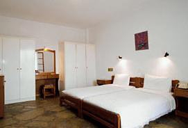 Imagen de la habitación del Hotel Afroditi, Panormos. Foto 3