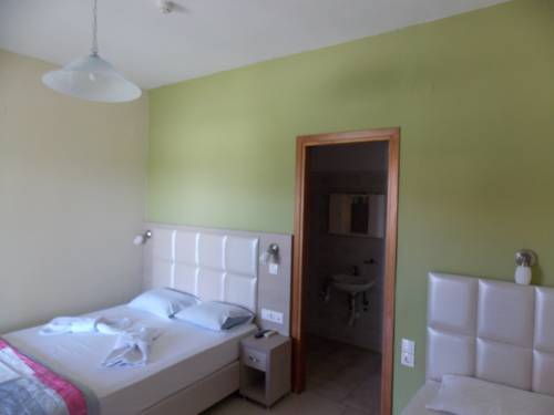 Imagen de la habitación del Hotel Afroditi, Paralia. Foto 2