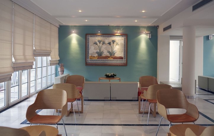 Imagen de los interiores del Hotel Afroditi Venus Beach and Spa. Foto 10