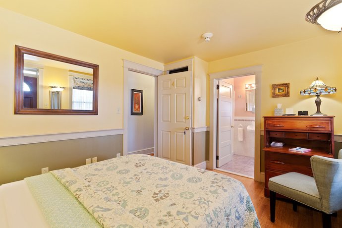 Imagen de la habitación del Hotel After Eight Bed and Breakfast. Foto 18
