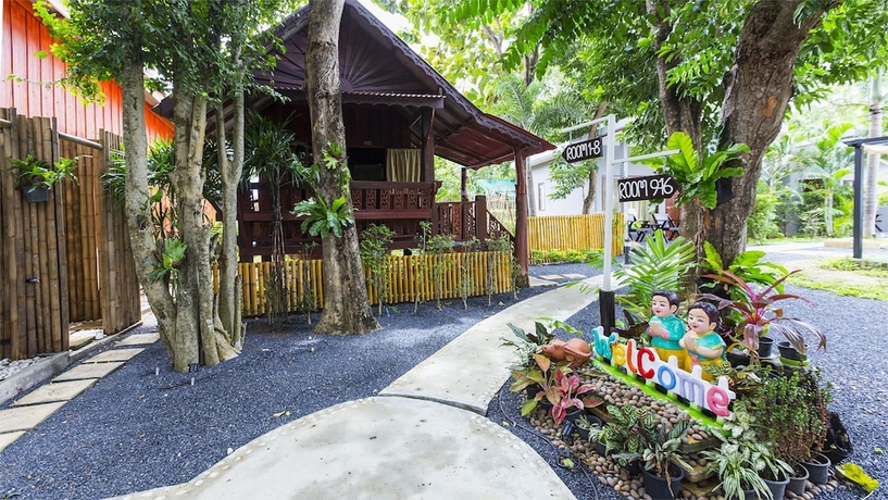 Imagen de la habitación del Hotel Again At Naiharn Beach. Foto 10