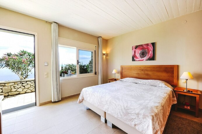 Imagen de la habitación del Hotel Agali Paxos. Foto 15