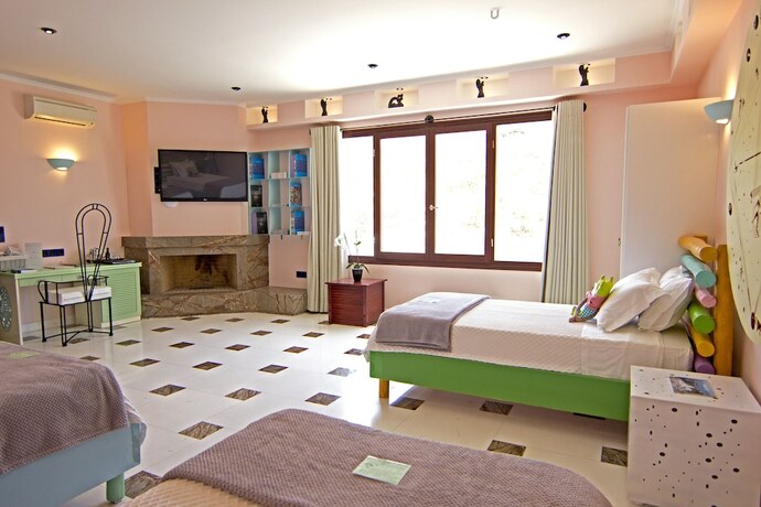 Imagen general del Hotel Agalia Luxury Suites. Foto 10