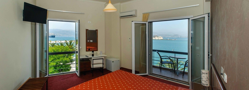 Imagen de la habitación del Hotel Agamemnon. Foto 8