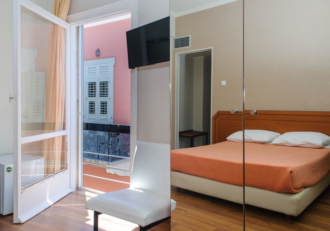 Imagen de la habitación del Hotel Agamemnon. Foto 12