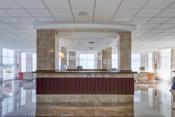 Imagen de los interiores del Hotel Agamen&oacute;n Affiliated by Senator. Foto 16