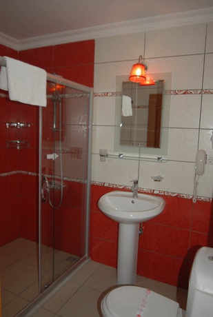 Imagen de la habitación del Hotel Agan. Foto 9