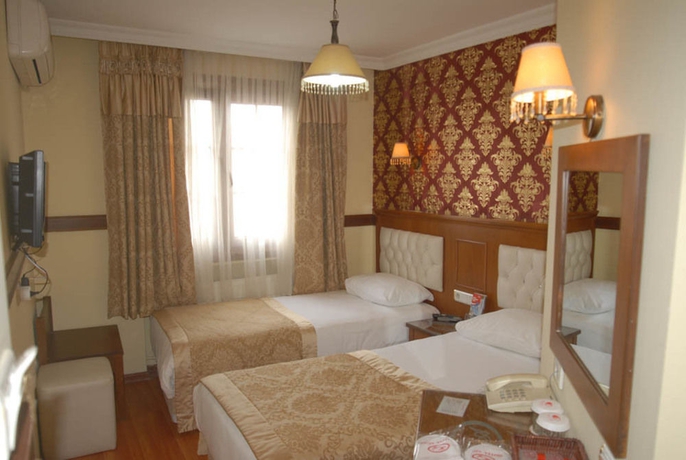 Imagen de la habitación del Hotel Agan. Foto 10