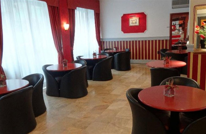 Imagen del bar/restaurante del Hotel Agape, Milán. Foto 3