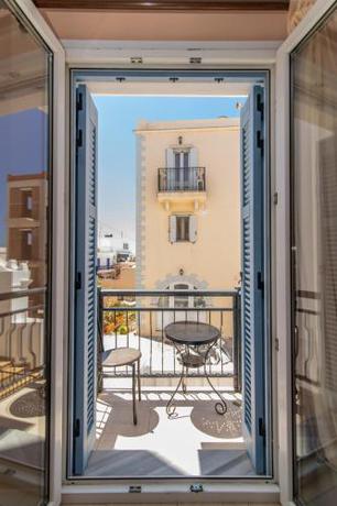 Imagen de la habitación del Hotel Agapi Tinos. Foto 17
