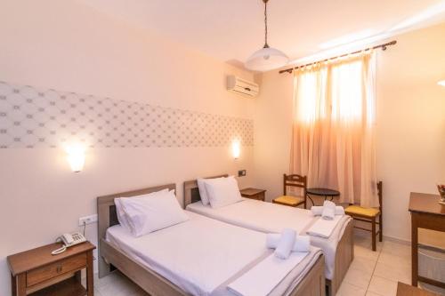 Imagen general del Hotel Agapi Tinos. Foto 12