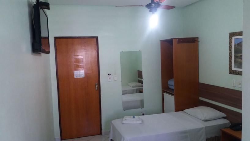 Imagen de la habitación del Hotel Agapito Inn. Foto 8