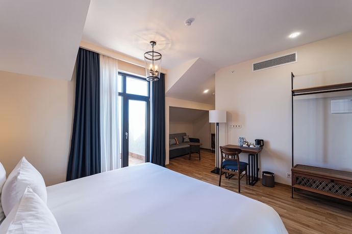 Imagen de la habitación del Hotel Agarani Estate. Foto 13