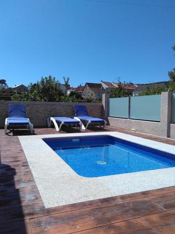 Imagen de la piscina del Hotel Agarimo, Sanxenxo. Foto 5