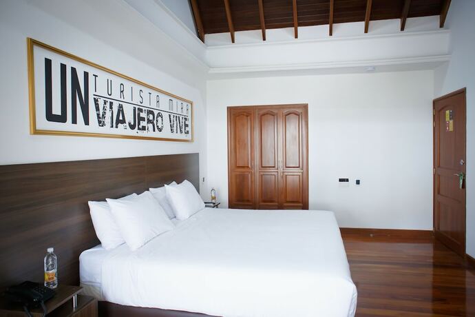 Imagen de la habitación del Hotel Agata Lh Pinares Alto Pereira. Foto 17