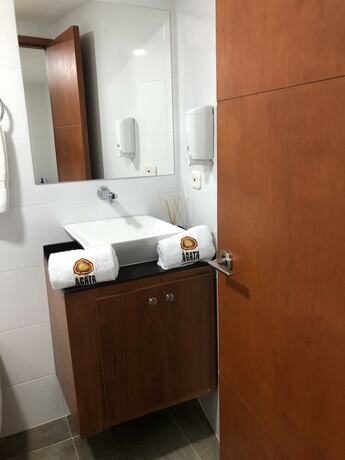 Imagen de la habitación del Hotel Agata Lh Pinares Alto Pereira. Foto 19