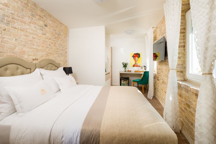 Imagen de la habitación del Hotel Agava. Foto 15