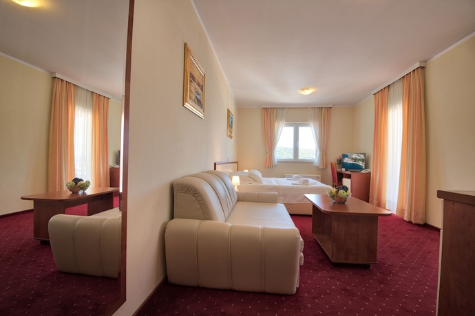 Imagen de la habitación del Hotel Agava, Jazine. Foto 7