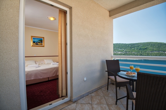 Imagen de la habitación del Hotel Agava, Jazine. Foto 15